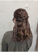 ネジネジハーフアップ