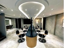 クエントバイアルティナ 大宮店(cuento by artina)の雰囲気（トレンドを集めたオシャレ空間♪シックで落ち着いた店内★）