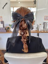 ヘアーアンドメイクアップモパ&nbsp;ポニーテールアレンジ