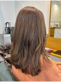 【巻き髪】【セミロング】【透明感】ナチュラルベージュ