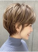 大人可愛い20代30代40代 くびれショートボブ×ハイライト