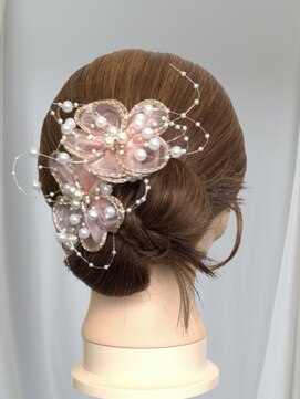 アヴソリューク(Absoluk) お子様ヘアセット キッズ ジュニア カチモリ