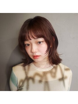 ブラウヘアアンドケア(care) ミディアムレイヤー×ピンクブラウン