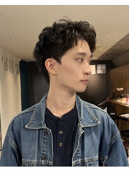 マノハル(MANOHARU)の写真/オフィスカジュアルやスーツに映える清潔感と、忙しい朝も1分でセットがキマる時短スタイルを叶えます◎