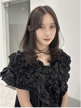 ローウェ 大阪堺東(Louwe) アッシュグレー髪質改善/白髪染め/韓国/レイヤー/堺東/ブリーチ