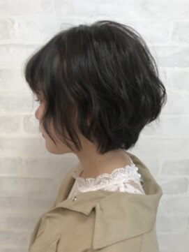 クアトロ グランシュ 川崎店(QUATRO × GranCieux) 暗いけど重たく見えないダークアッシュ★