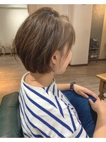 エスサロン(S_salon) 30代40代にも人気☆トップふんわりショートボブ