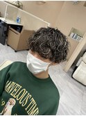 周りと差がつく波巻きハイライトカラー
