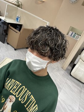 リミットバイアフィナー 大宮店(limit by Afinar) 周りと差がつく波巻きハイライトカラー