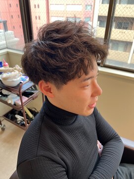 フーチー クーチー ヘッド ショップ 曽根本店(FUCHI KUCHI head shop) @fuchi_kuchi.okada[梅田豊中/刈り上げアップバング/パーマ］