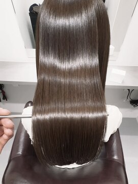 ライア 下北沢(laia) この世の全ての光を反射せよ!プロテクション!【髪質改善】