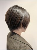 タイトショートヘア