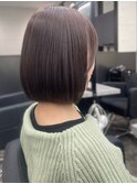 イヤリングカラー　モカグレージュ　ラベンダーカラー　ボブヘア