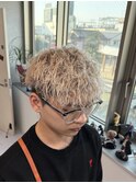 奈良県 橿原 大和八木 ホワイトカラー 縦落ちスパイラルパーマ