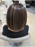 ハイライトカラーボブ