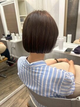 ハイレート ウニクス川越店(Hairate) 【Hairate本川越】ラインがかわいい切りっぱなしボブ