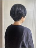 黒髪ショート