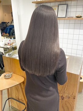 エンネ 新宿(enne) グレージュカラー/髪質改善/ブリーチ/小顔/くすみベージュ/新宿