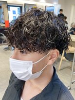 デプト(DEPT.)&nbsp;波巻きパーマシャドウパーマツイストパーマメンズパーマ佐賀眉毛