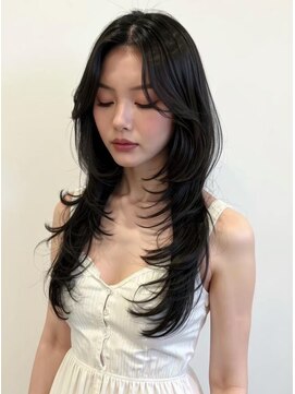 ブロウ ネックス ザ サロン 表参道(VLOW nex the salon) 韓国ヘア/透明感カラー/小顔に見せる顔まわりカット/ミディアム