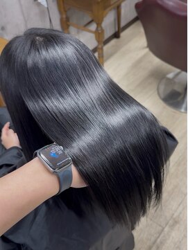 リリアン(ReLien) この艶になるには美髪縮毛矯正一択!