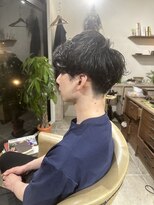シラス(SiLasu) アップバングショート×ニュアンススパイラルパーマ
