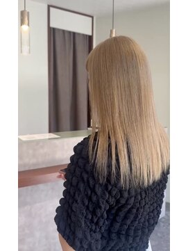 アース コアフュールボーテ 北小金店(EARTH coiffure beaute) ハイトーンベージュカラー