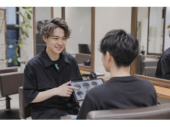 MEN's Baguz  MEN'Sカット/ MEN'Sパーマ/ MEN'Sカラーの写真/一人ひとりの骨格や髪質に合わせて似合うメンズヘアをご提案毎日扱いやすく好印象な髪型へ導きます