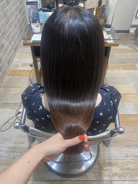 ネオリーブエム(Neolive em;) サラツヤ酸熱トリートメント