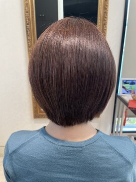 ドゥーク(dowku) 大人可愛い小顔ツヤ髪髪質改善まるみショートボブ20代30代40代