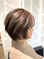 大人可愛いヘルシースタイル透明感白髪ぼかしチョコラベージュ