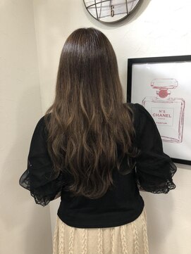 ニーナ ヴィジョン(NINA visioN) カラー+プルエクステ