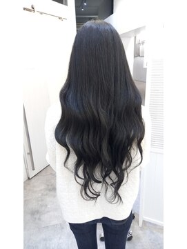 アナ ラーナ(Anna Lanna) オリーブグレージュ×ロングレイヤー