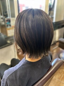 シーハウス(C-HOUSE) 切りっぱなしボブ×グレージュカラー