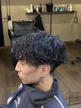 ミオ ベガ(Mio'' VEGA) ツヤ感プラス波巻きパーマ