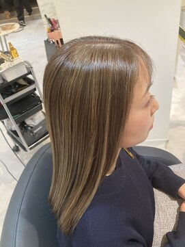 エミュスト(Emuest) 髪質改善カラー