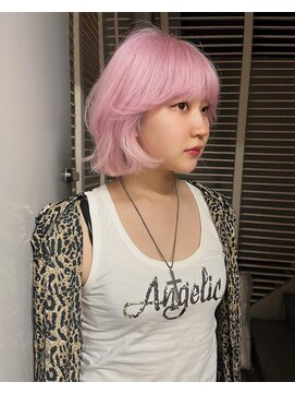 天神美容室 【KASUMI天神美容室】ハイトーン×海外レイヤー×ピンクカラー