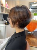 ショートボブ