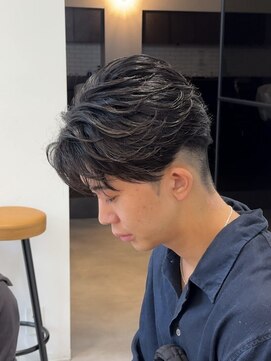 ビューシンサイバシ(VIEW SHINSAIBASHI) フェザーショート
