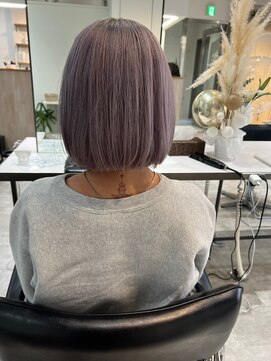 ラ ミュウ 八王子(LA.MIU) シルバーアッシュ ラベンダーグレー【八王子駅/京王八王子駅】