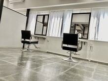 エス 西梅田(esu)の雰囲気（【ニューオープン】白黒を基調とした内装☆）