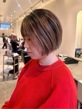 ブクレット(Bouclettes) ショート/ラテブラウン/レイヤーカット