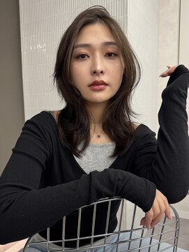 ベイルーム(BAYROOM by HONEY omotesando) くびれレイヤーカット／ハッシュカット／顔まわりレイヤー