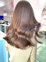 マジコ 梅田(Magico)&nbsp;ダブルカラー/ケアブリーチ/ミルクティーベージュ/レイヤー/梅田