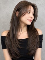 ガーディナ(Gardina)&nbsp;ブラウンベージュ ロングレイヤー 顔周りレイヤー 韓国ヘア