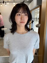シアラ(ciala)&nbsp;くびれレイヤーミディアム暗めアッシュベージュ