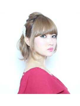 ガビーヘアルーブ(gabi hair LOOB) 大人ガーリーなアレンジスタイル
