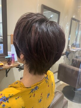 バグズ ヘアデザイン 桔梗が丘店(Baguz HAIR DESIGN) ハイライト×アースカラー×くせ毛風ショート30代40代50代
