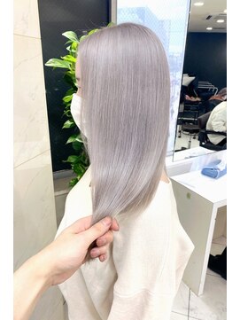 リア 大阪梅田(Ria) ～シルバーカラー～【Ria 大阪 梅田】