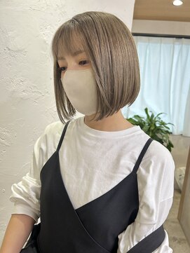 イット(it.) kana ケアブリーチ ミルクティーベージュ